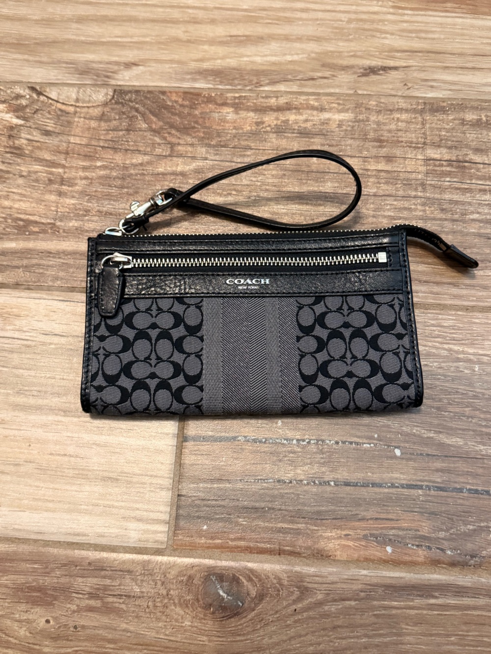 Coach Vintage Monogram Wristlet Wallet - Picture 1 of 3